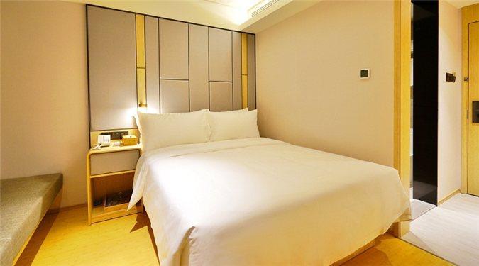 Ji Hotel Ningbo Beilun Intime City Екстериор снимка